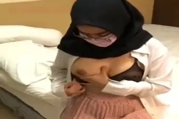 Jilbab Kacamata Maskeran